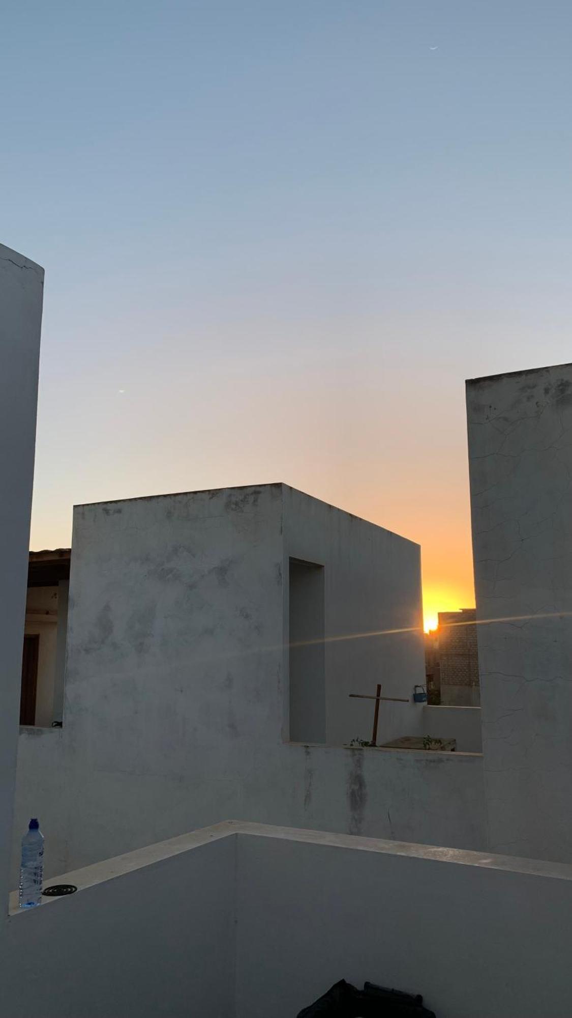 Dar Dyali Rooftop ⁿᵉᵃʳ ⁿᵍᵒʳ ᵇᵉᵃᶜʰ ᵃⁿᵈ ⁱˢˡᵃⁿᵈ Dakar Exterior photo
